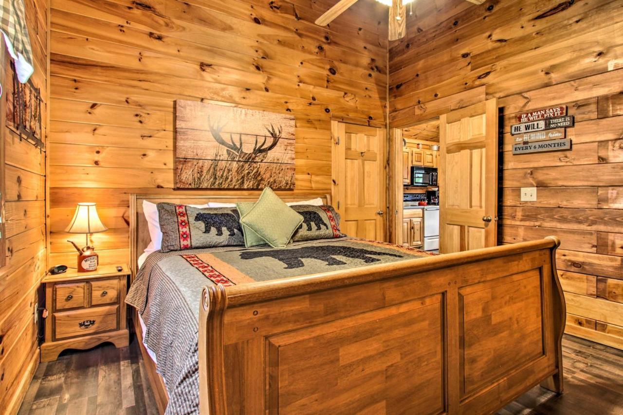 Pigeon Forge Cabin With Hot Tub And Mountain Views! Luaran gambar