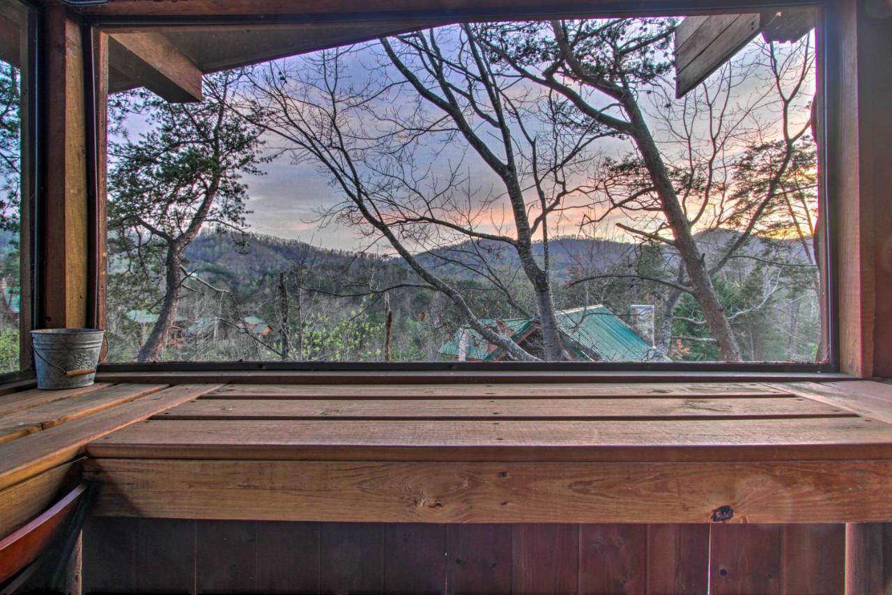 Pigeon Forge Cabin With Hot Tub And Mountain Views! Luaran gambar
